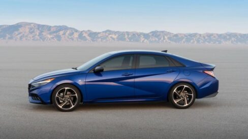 Elantra 2021