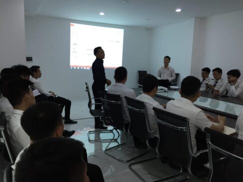 đào tạo nhân viên bán hàng