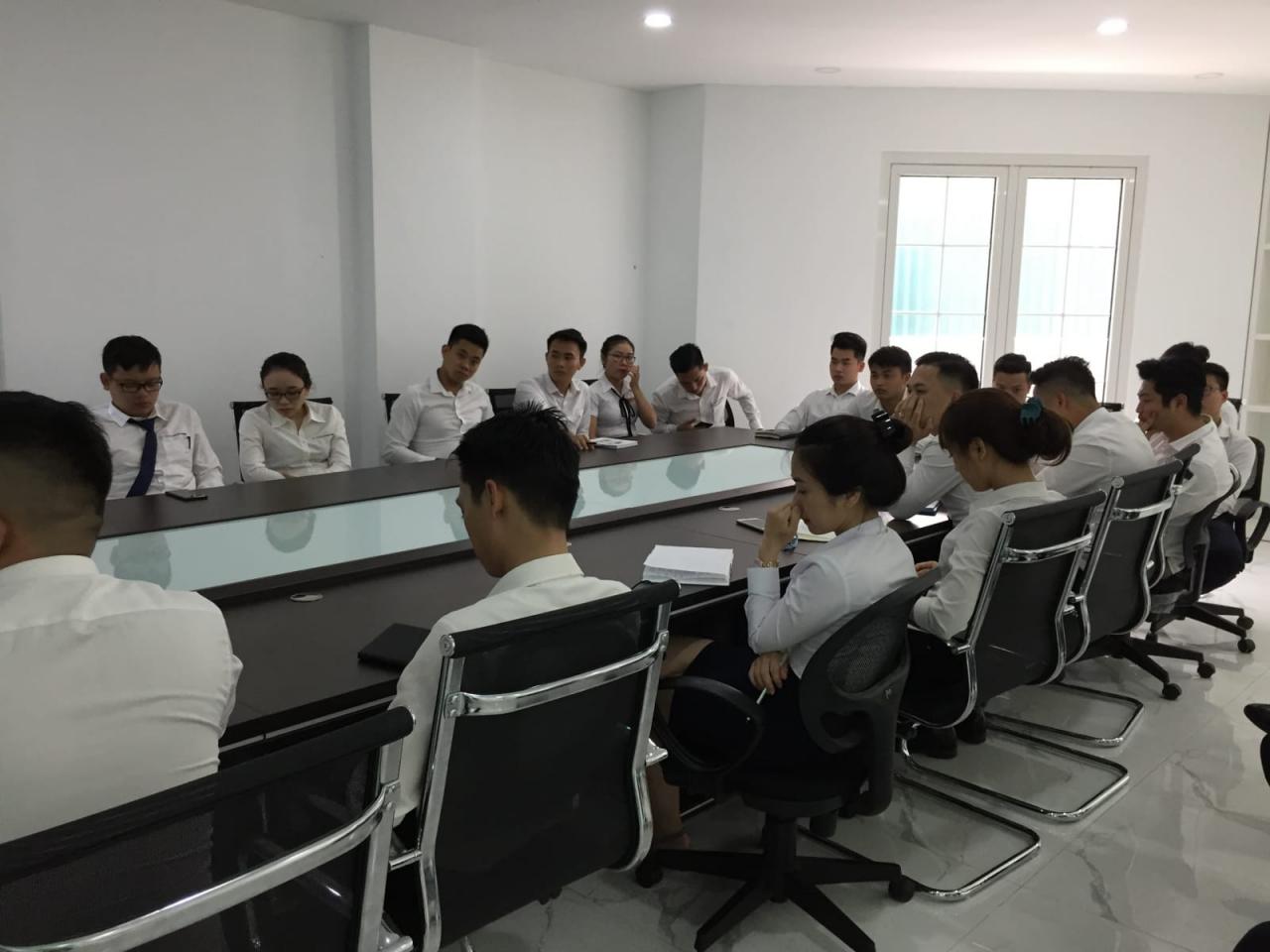 đào tạo nhân viên bán hàng