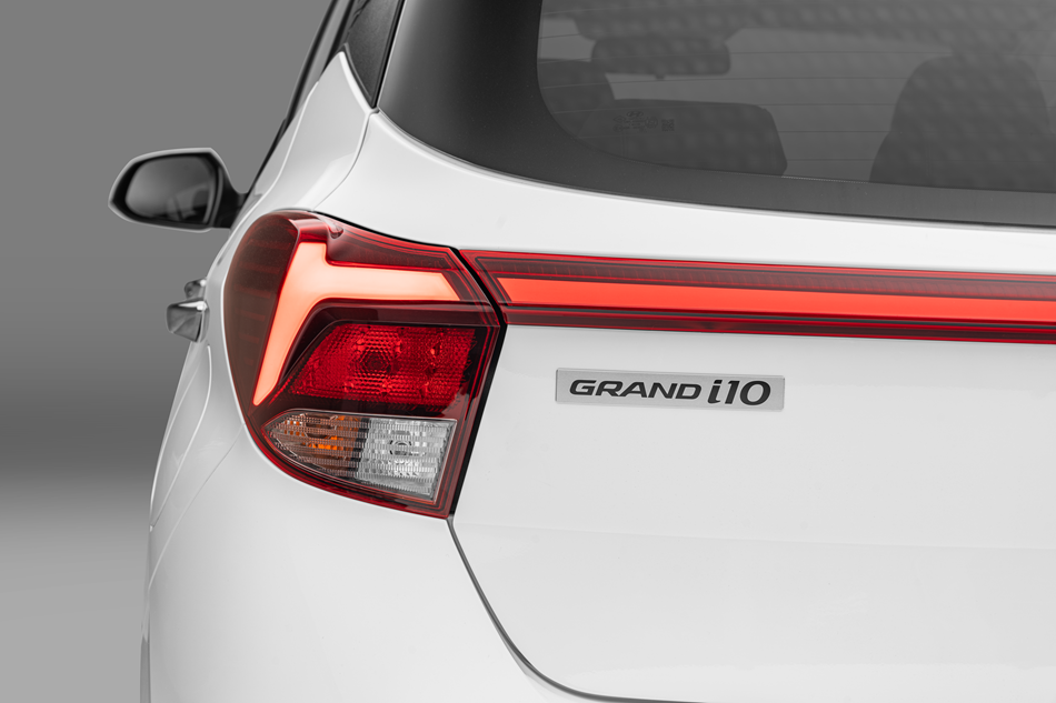 New Grand i10 Hatchback 17 BBB06585 PSMS